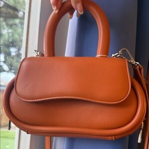 NEW super stylish Melie Blanco Burnt Orange Vegan Leather Handbag